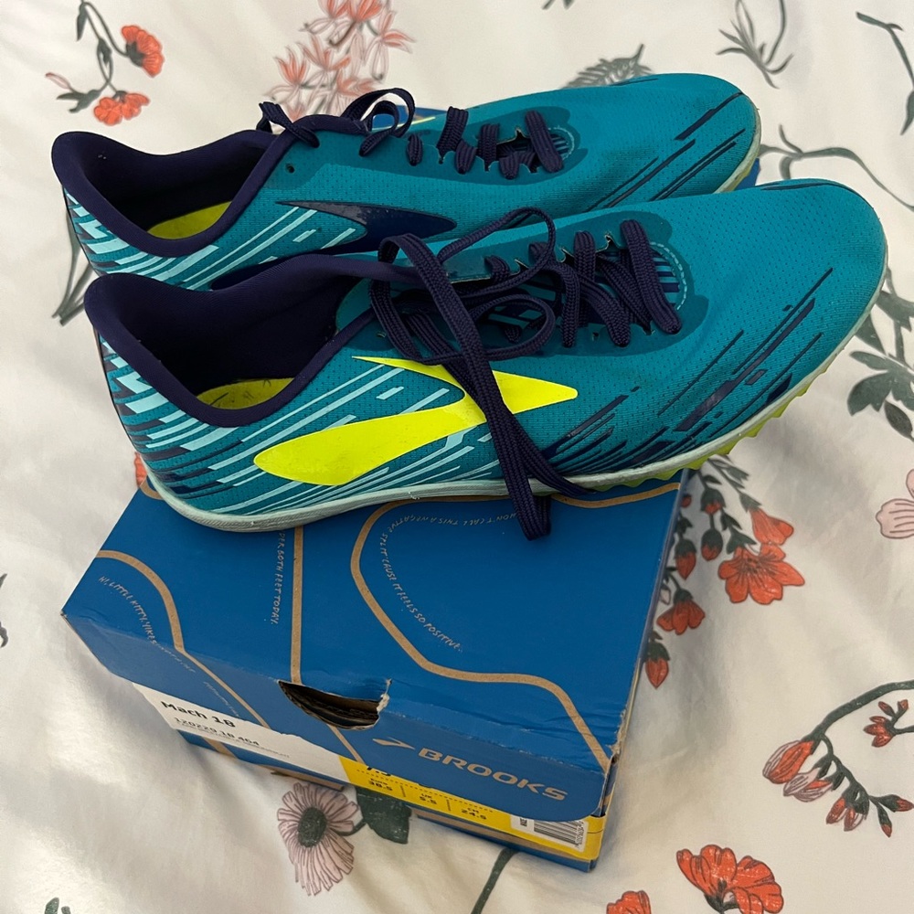 Brooks Mach 18 XC Spikes